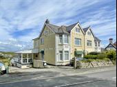 substantial guest house falmouth