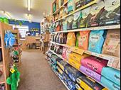 pet supplies business for