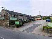 pub restaurant prominent location