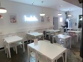 coffee shop co-working space