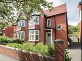 established freehold 5 bed