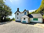 picturesque 10-bedroom hotel stunning