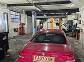 vehicle repair centre with