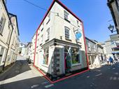 investment retail high street