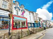investment retail high street