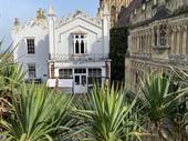 established licensed café malvern