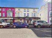 licensed town centre hotel