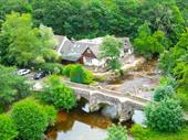 landmark riverside inn a