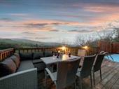 established eight bedroom holiday