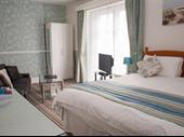 captivating 7-bedroom georgian guest