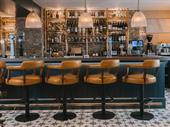 superb bar restaurant opportunity