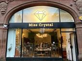 jewellery boutique creative workshop