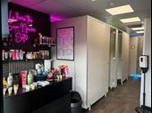 popular tanning lounge