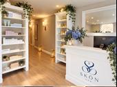 beauty salon spa for