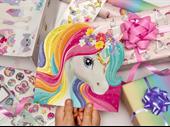 greeting card gift distribution