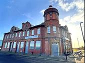 sunderland large detached pub