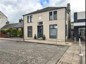 vacant retail unit for