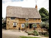 oxfordshire village centre 17th