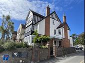 beautifully presented guest house