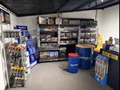 automotive parts distributor with