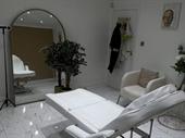 established hair beauty salon