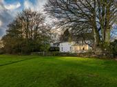 beautiful holiday cottages weddings