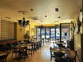 well-established thai restaurant for
