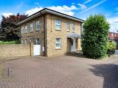 detached house gravesend for