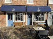 award-winning popular cafe business