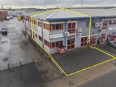 refurbished freehold office uxbridge