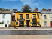 immaculate free-of-tie freehouse famous
